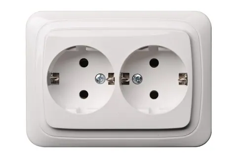 Dubbele wandcontactdoos met randaarde, wit